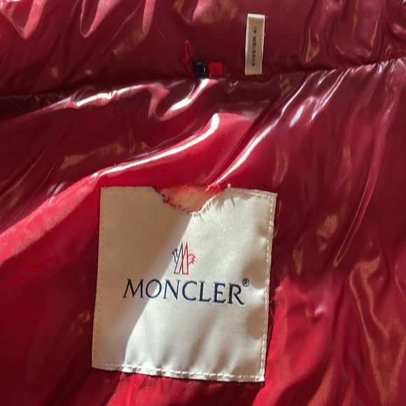 Authentic women Moncler vest - Picture 4 of 6